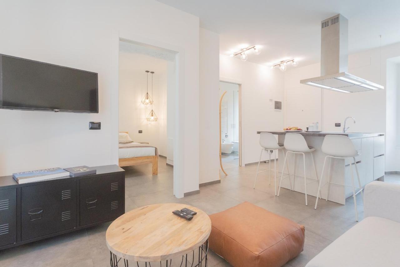 Enchanted Como Lake - City Apartment By Rent All Como Exteriör bild
